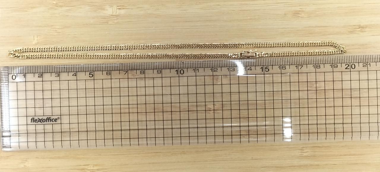 長さは40cmほど。
