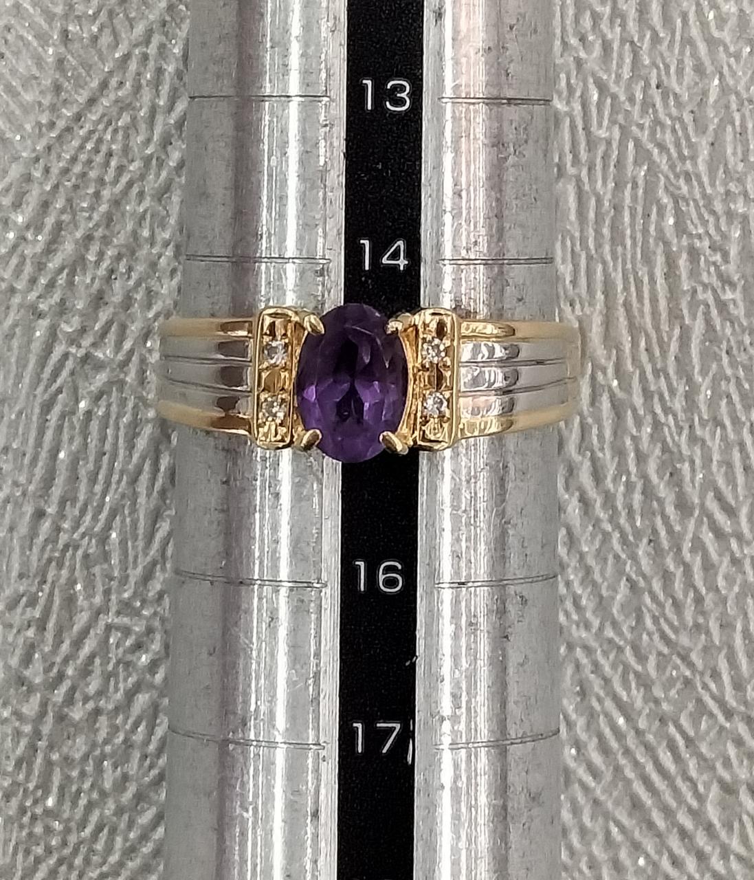 サイズは約15号。