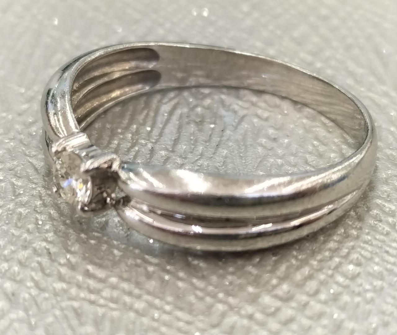 石はダイヤモンド反応でました。