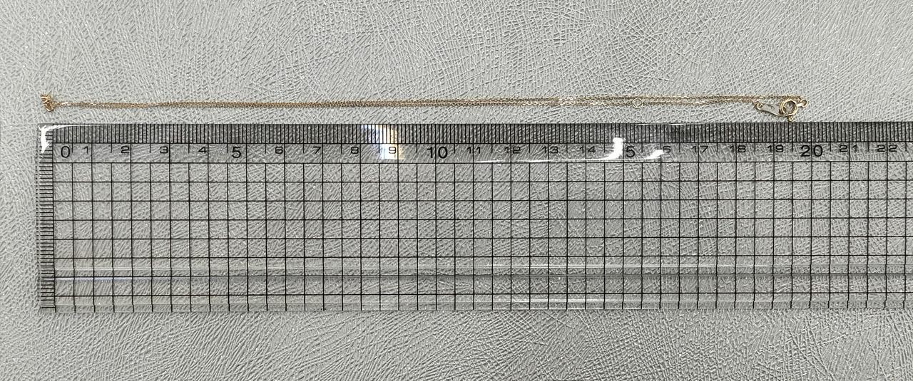 長さは40cm弱です。