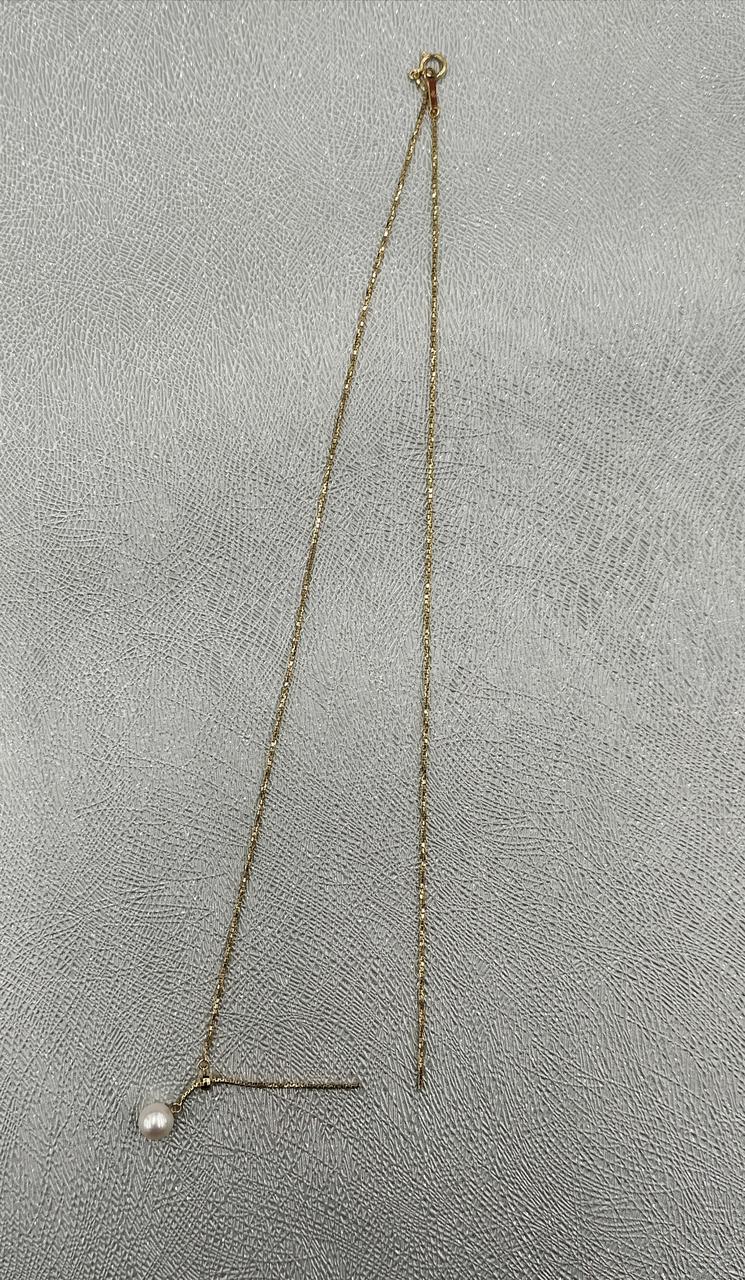 切れたネックレスのご紹介です。