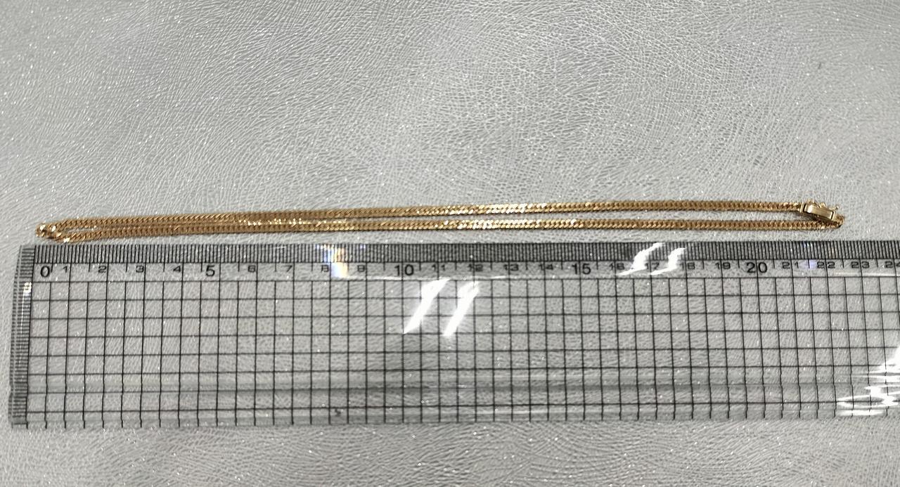 長さは44cmほど。