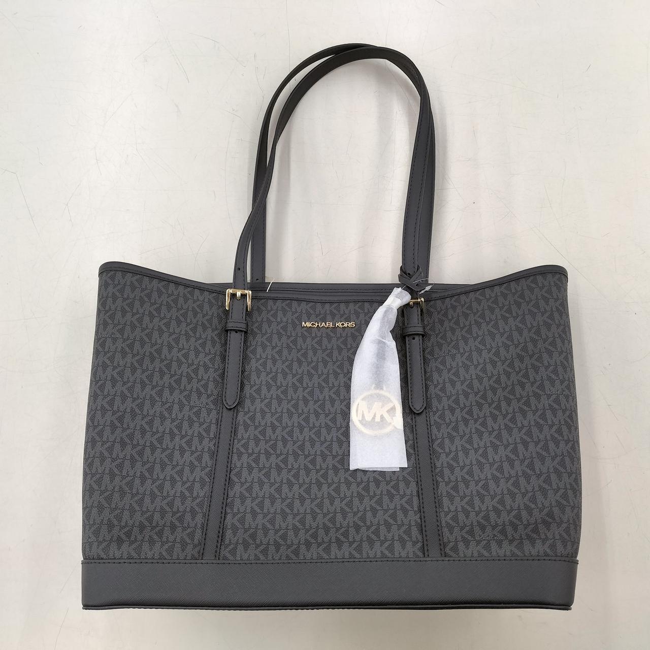 未使用品入荷しました。