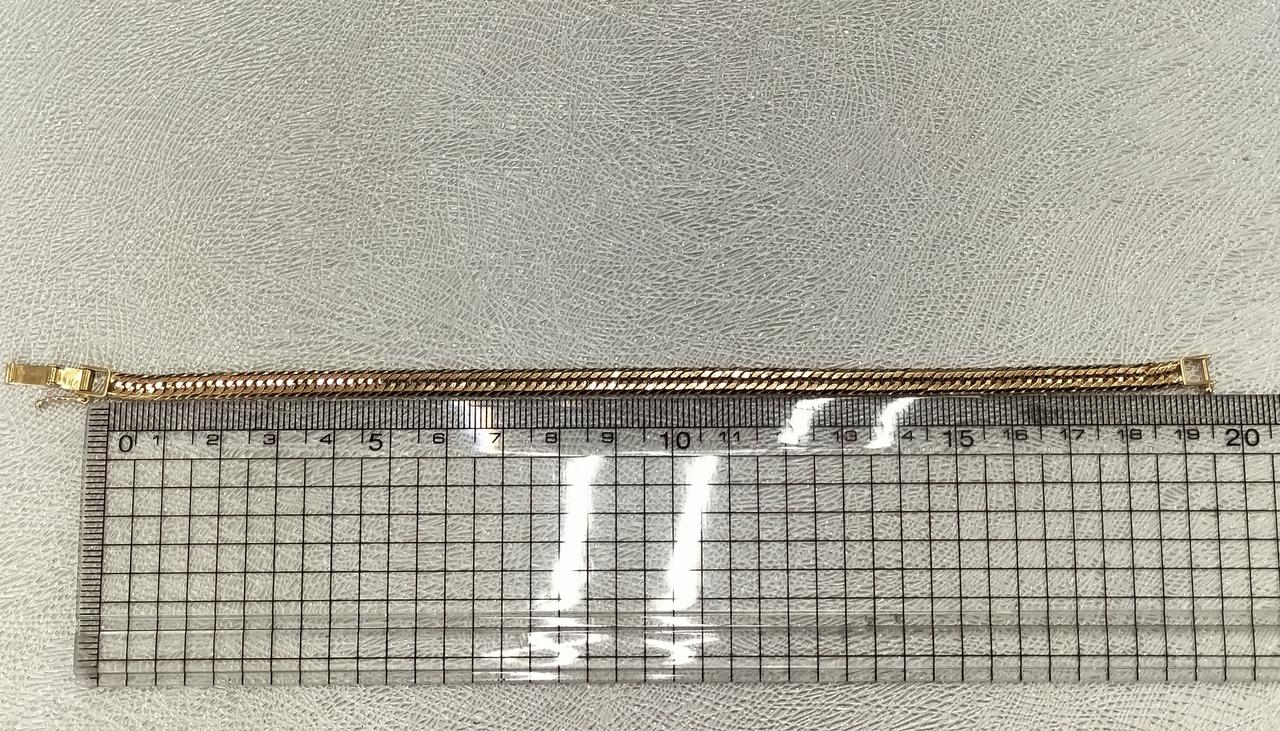 長さ約19cm。