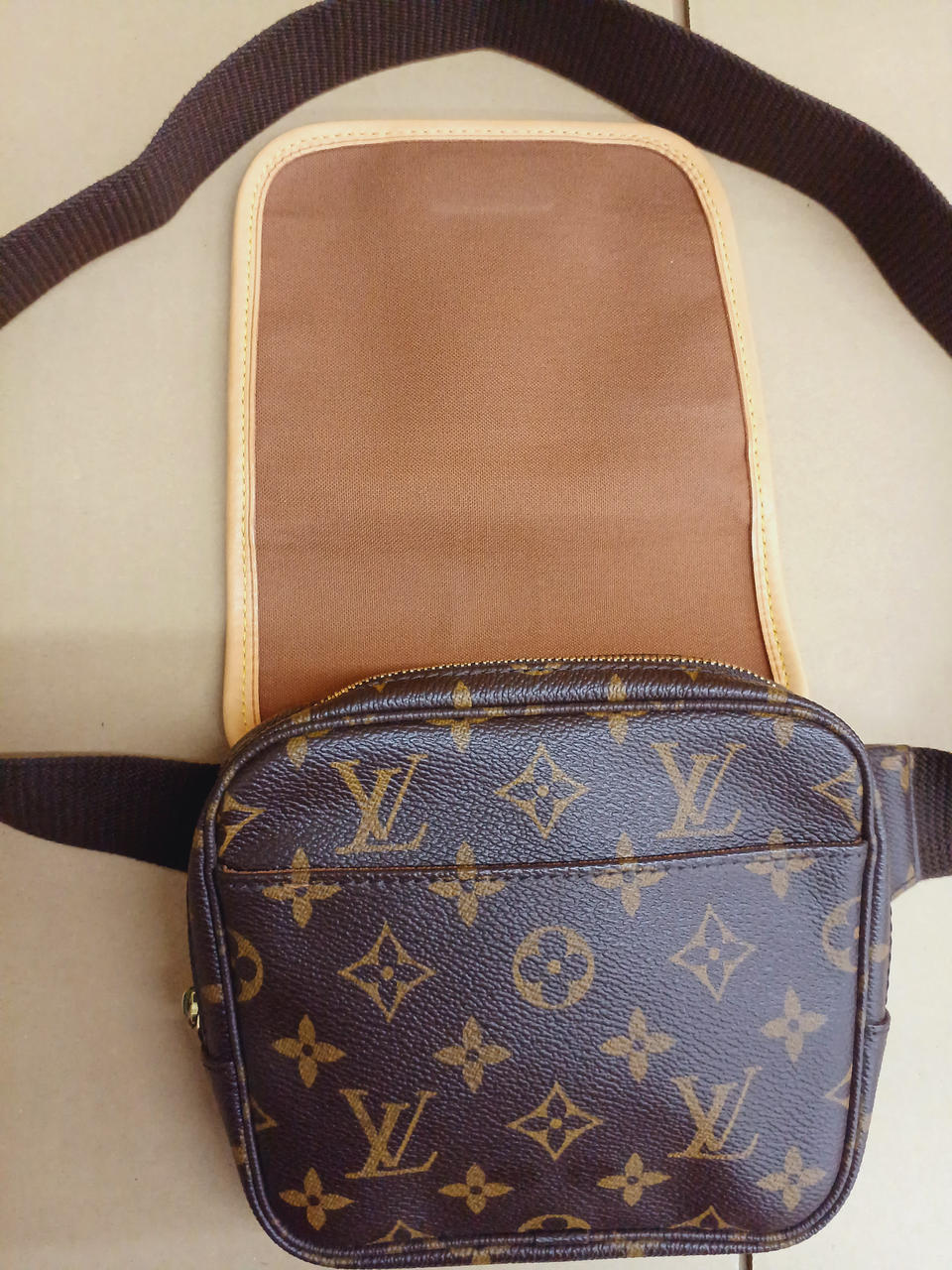 【美品】ルイヴィトン LOUIS VUITTON バムバッグ ボスフォール LOUIS VUITTON ルイヴィトン バムバッグ・ボスフォール ウエスト