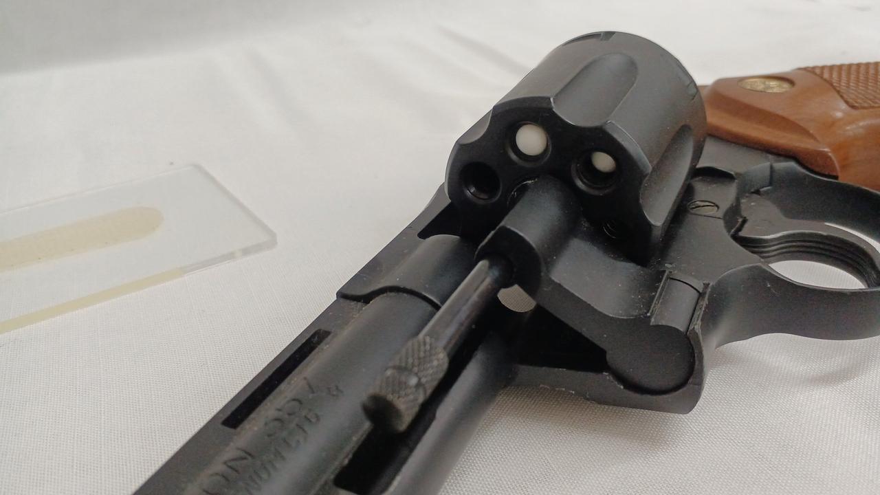 弾が取れません