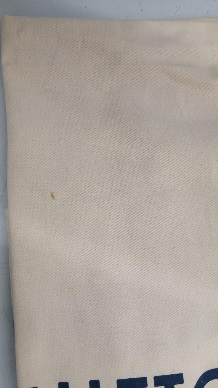 袋5mm位のシミあります。