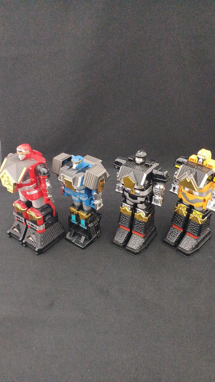 カクレンジャー 4体セット