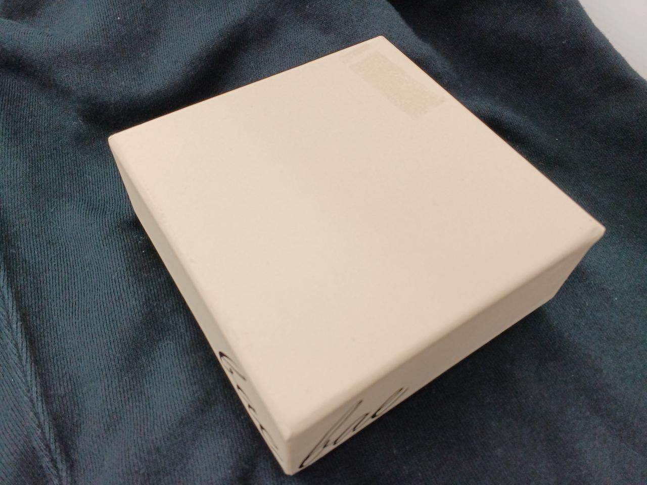 箱の状態悪いです