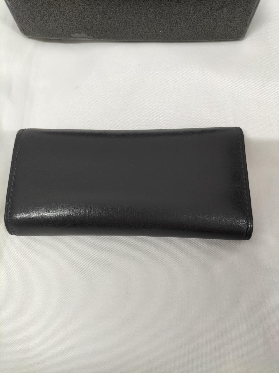 4連のキーケース。