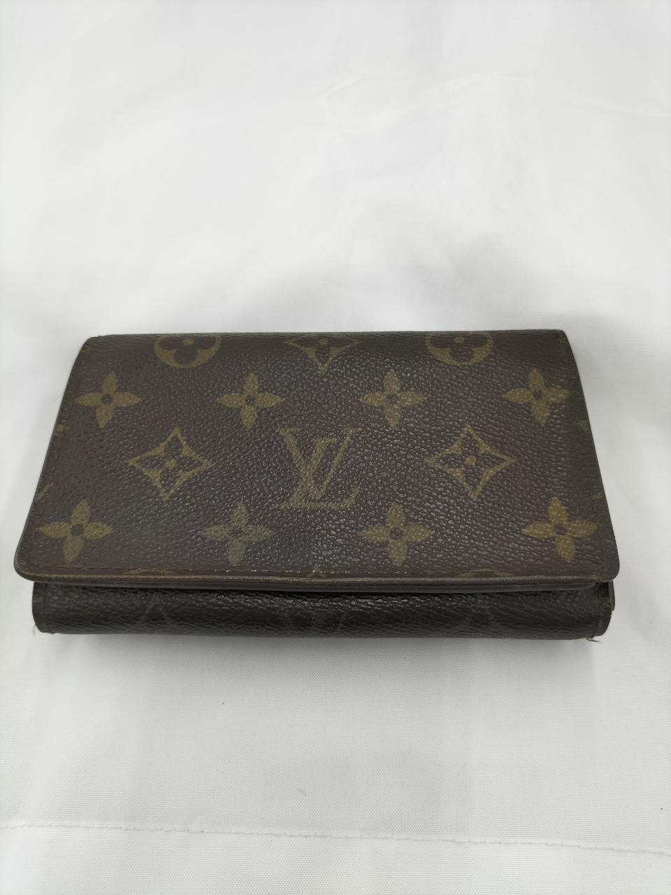 全体に使用感あります。