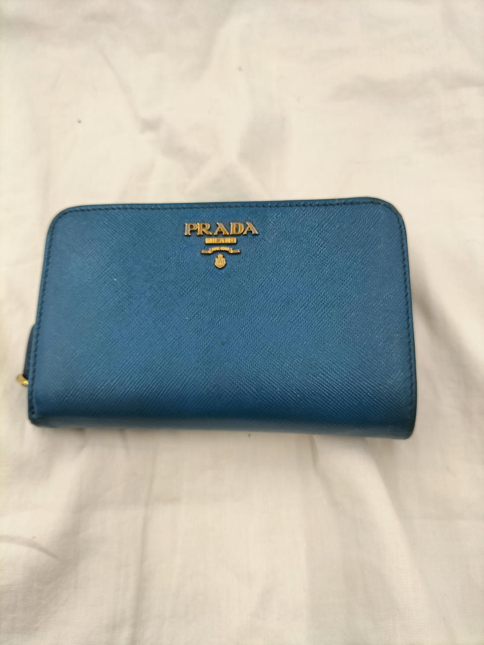 角スレ、汚れ使用感あり