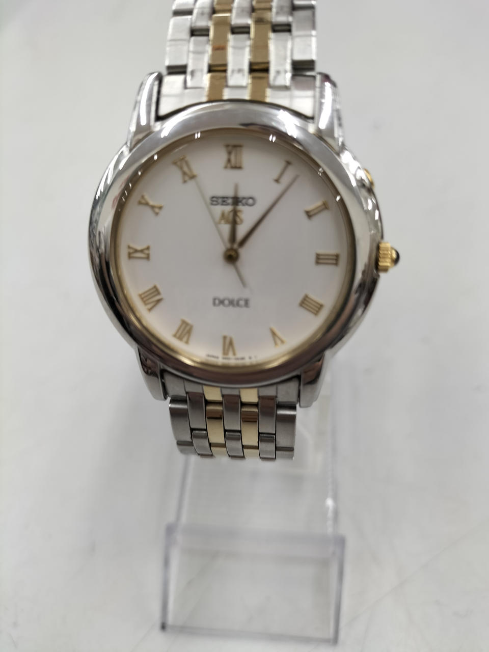 動かすと発電するキネティック方式。