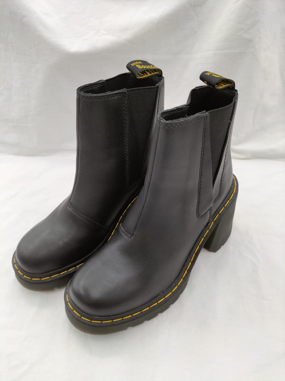 使用感少なく美品です。EU38。25cm