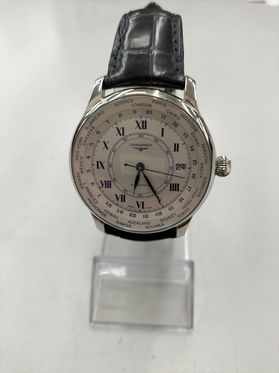 レトロデザインのオートマチック。裏スケ