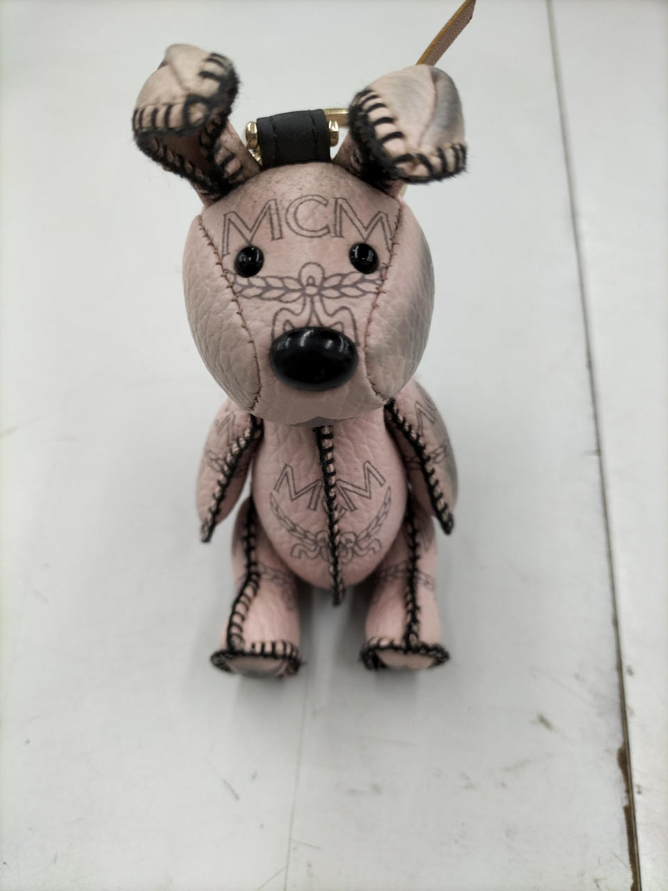 汚れ、変色あります。