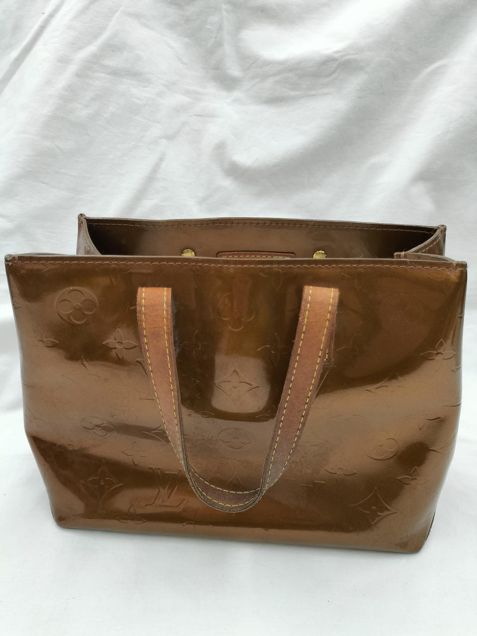 表面、底部分汚れ、スレ有