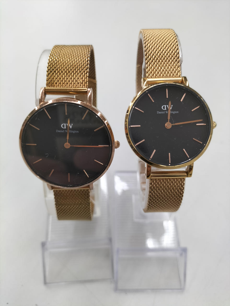 25/12電池交換済。ガラス面キズあり。