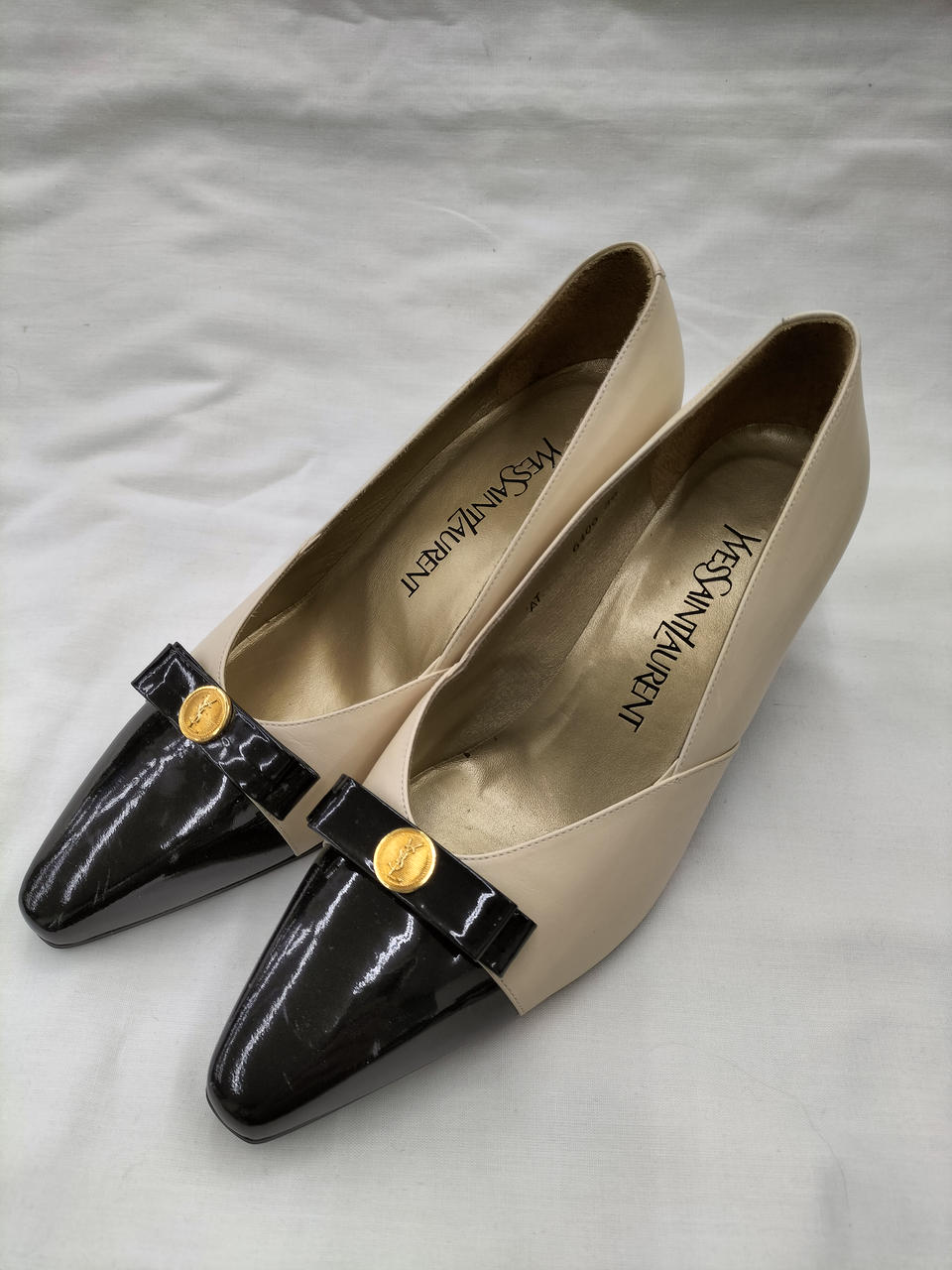 使用感少なく美品です♪
サイズ　23cm