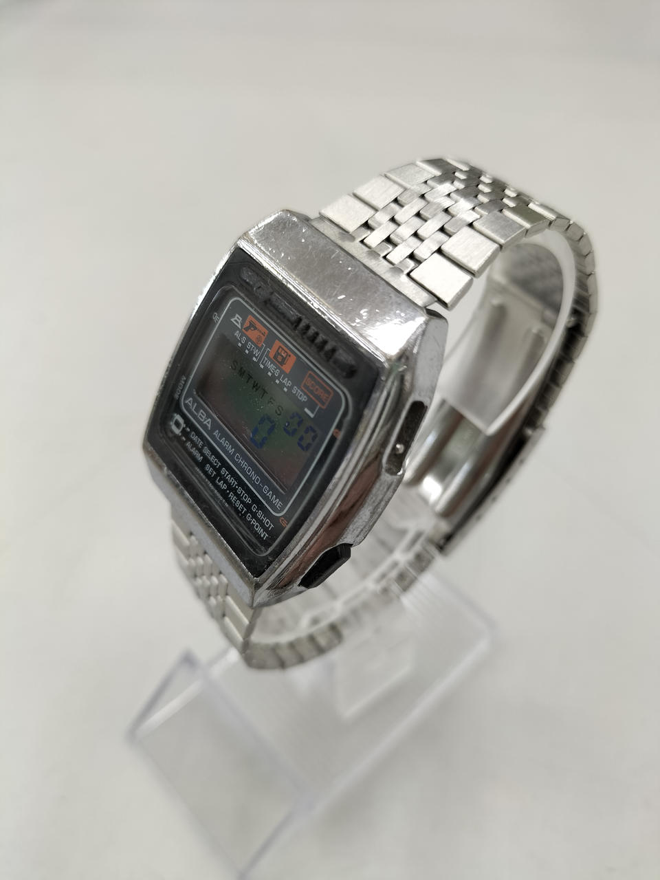 シンプルなゲームが遊べます。