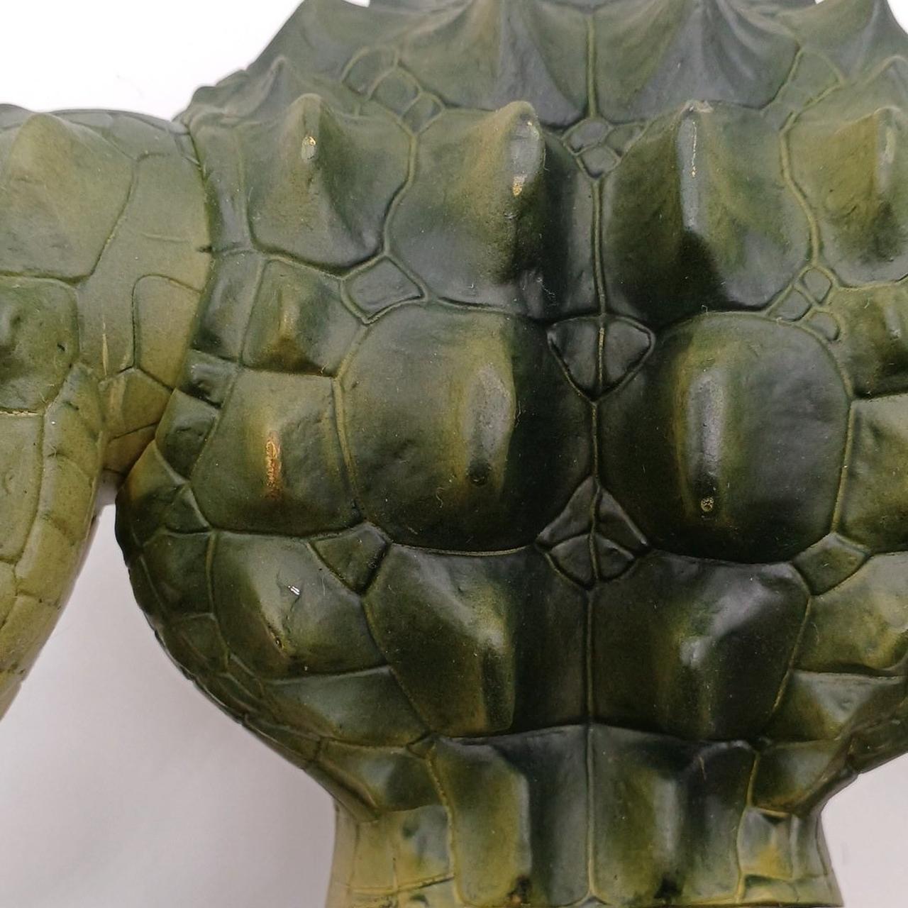 キズ、汚れございます