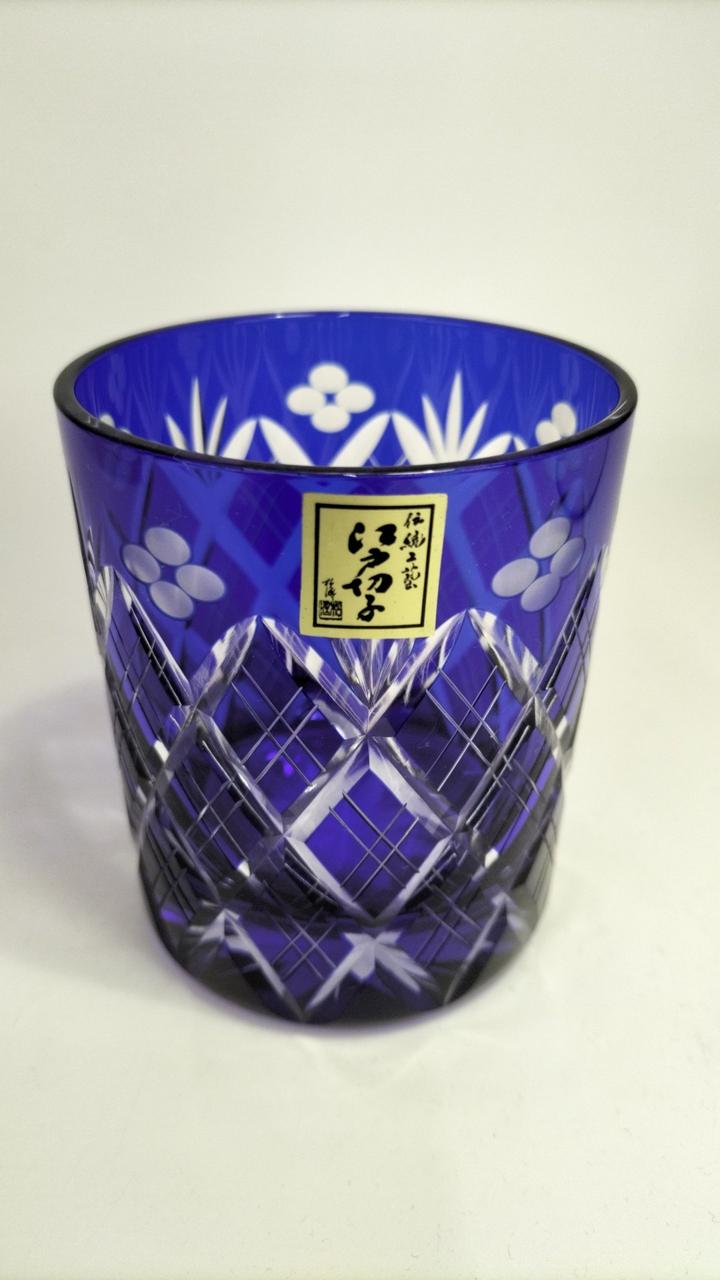 高さ約9cm幅約7.5cm