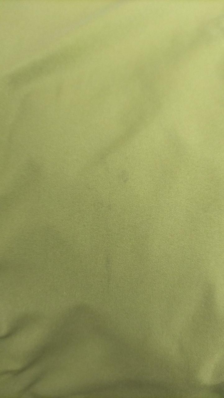 胸元汚れ有り
