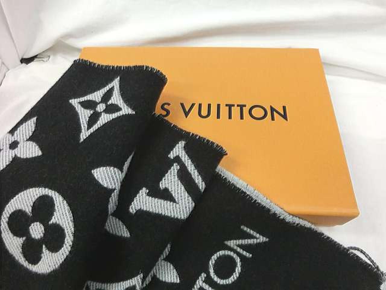ルイヴィトン(LOUIS VUITTON)|マフラー エシャルプ シンプリーLV