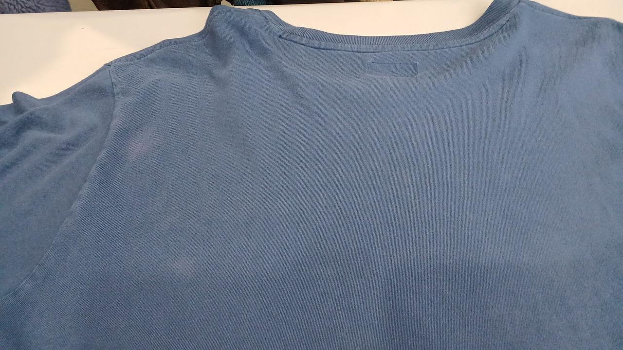 色褪せ、汚れあり