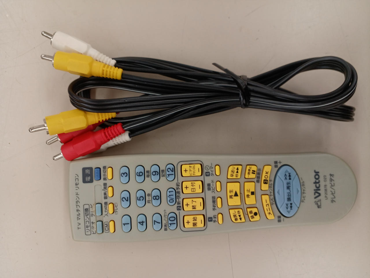 付属品 2点 単3電池 ご用意ください