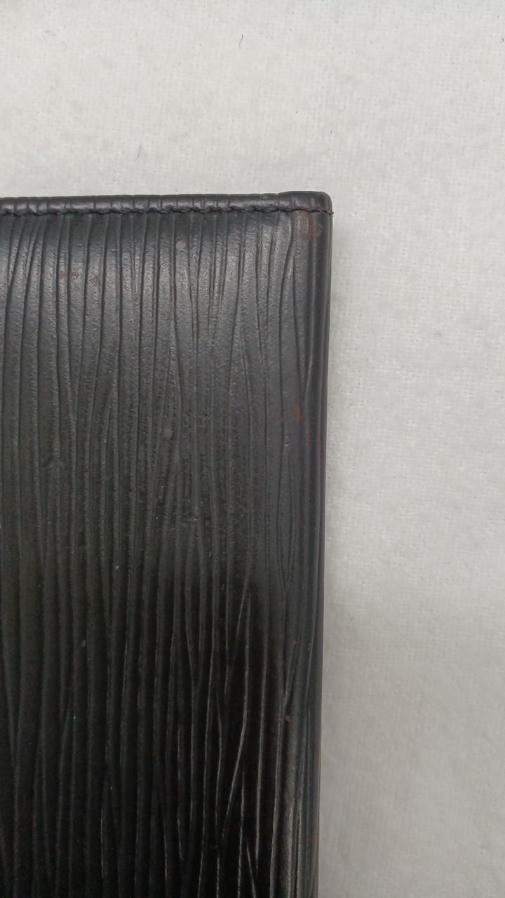 茶色い汚れあり