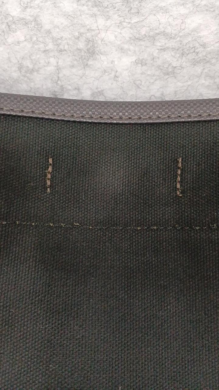 白い汚れあり