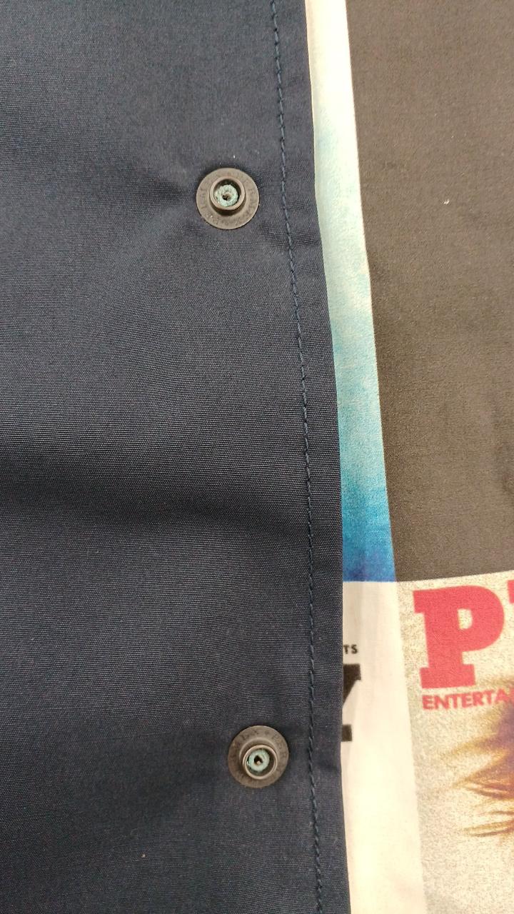 ボタンに緑青あり