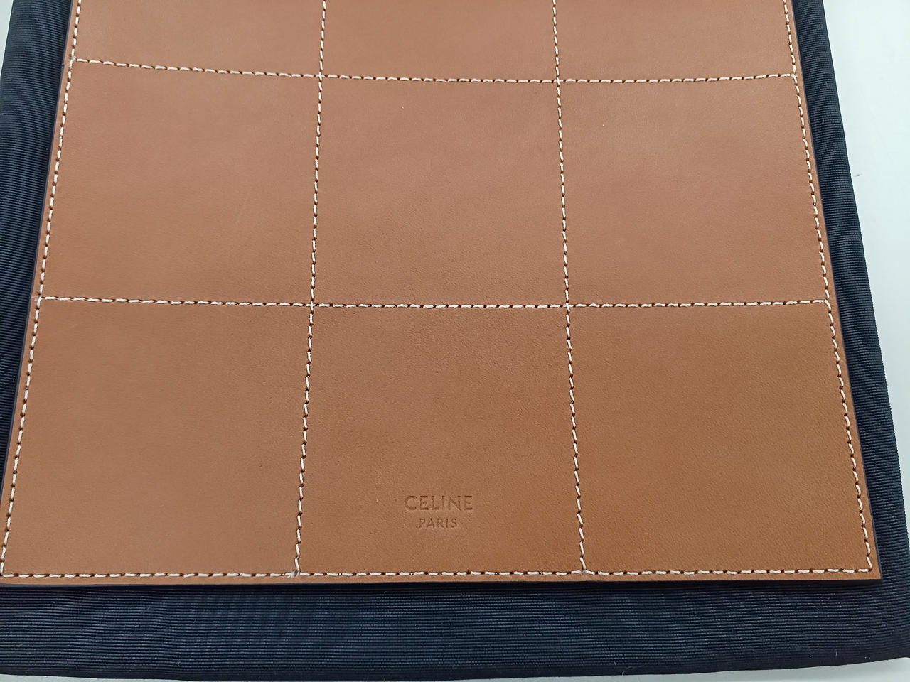 美品 セリーヌ ティックタックトゥー トリオンフ ボードゲーム インテリア インテリアにも◎オシャレなゲームCELINE ティックタックトゥー