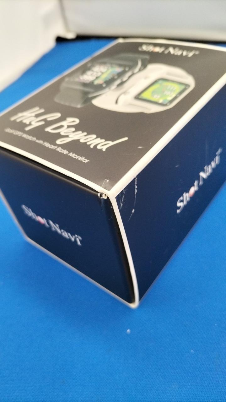 箱にダメージあります。