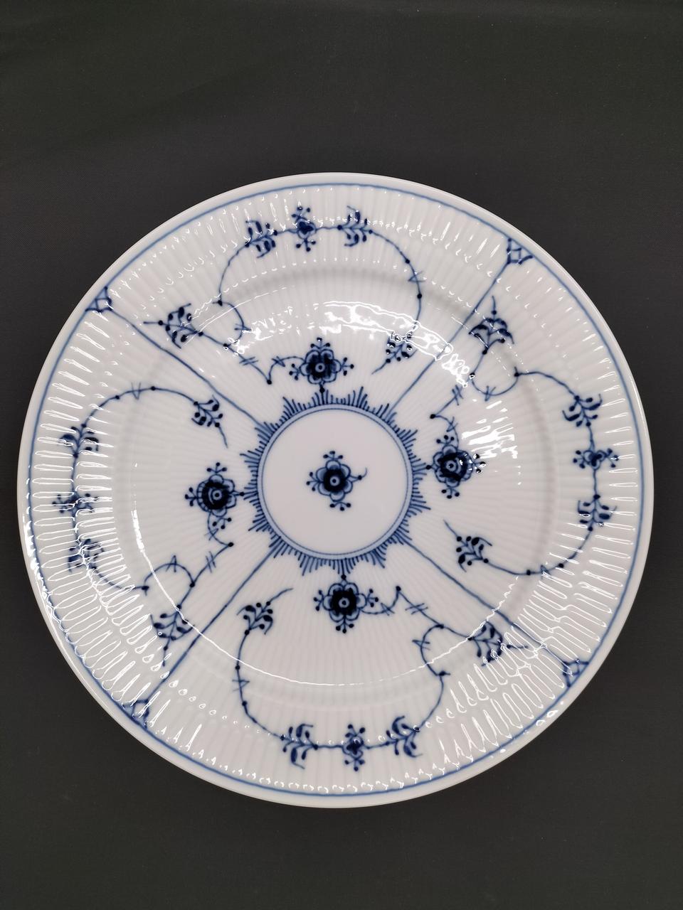 セット内容
箱はございません。