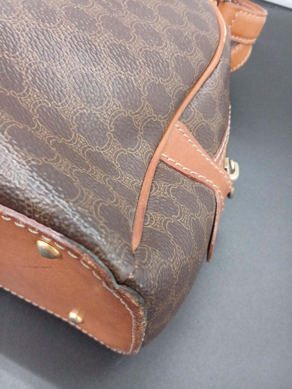 縁部分キズスレあり