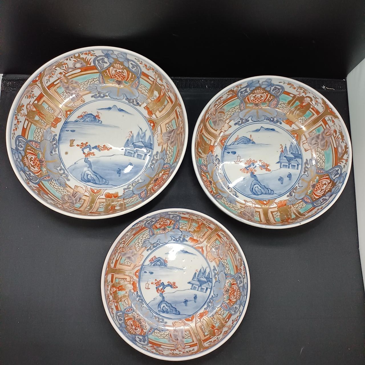 セット内容
箱や付属品はございません。
