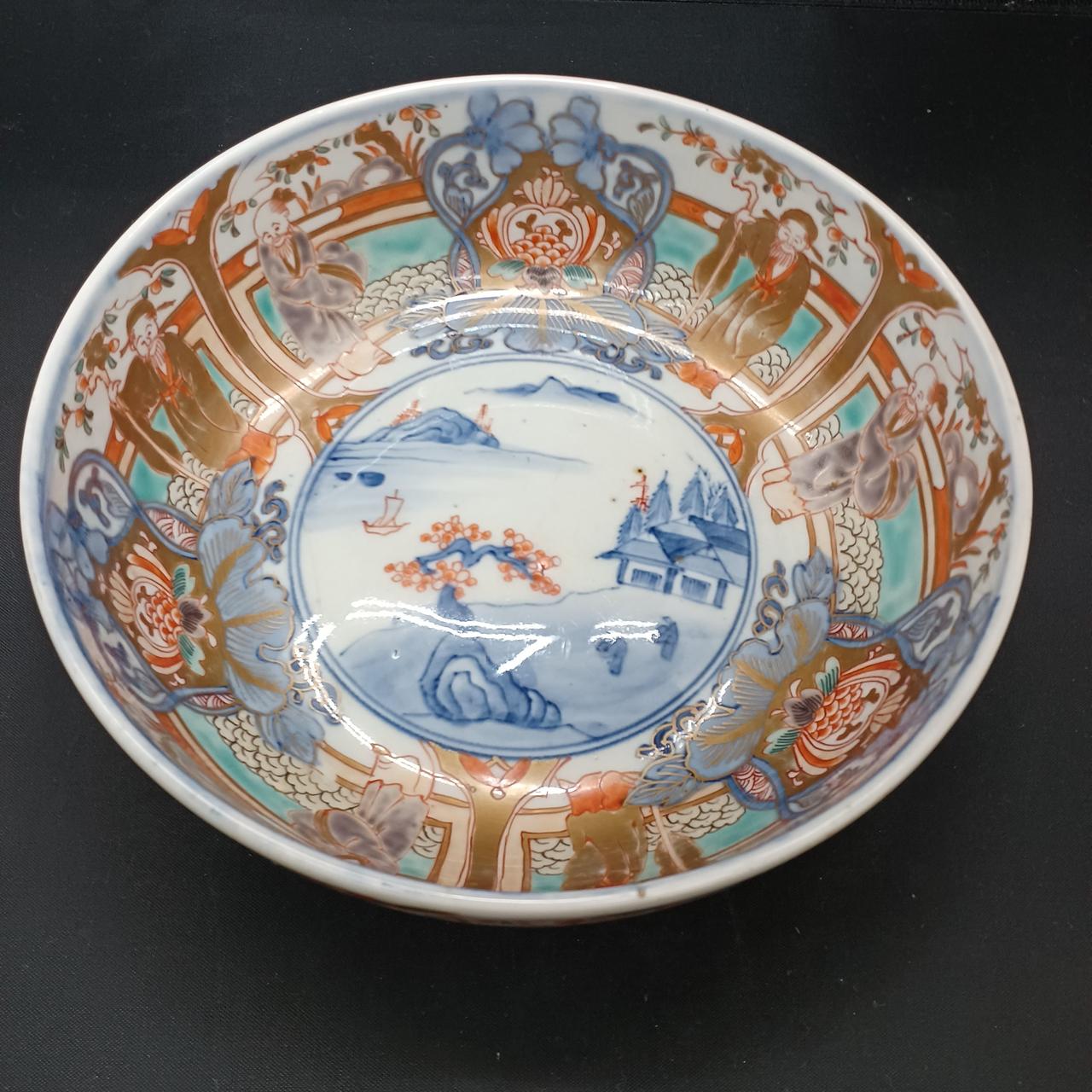中
直径約19.5cm
高さ約6.5cm