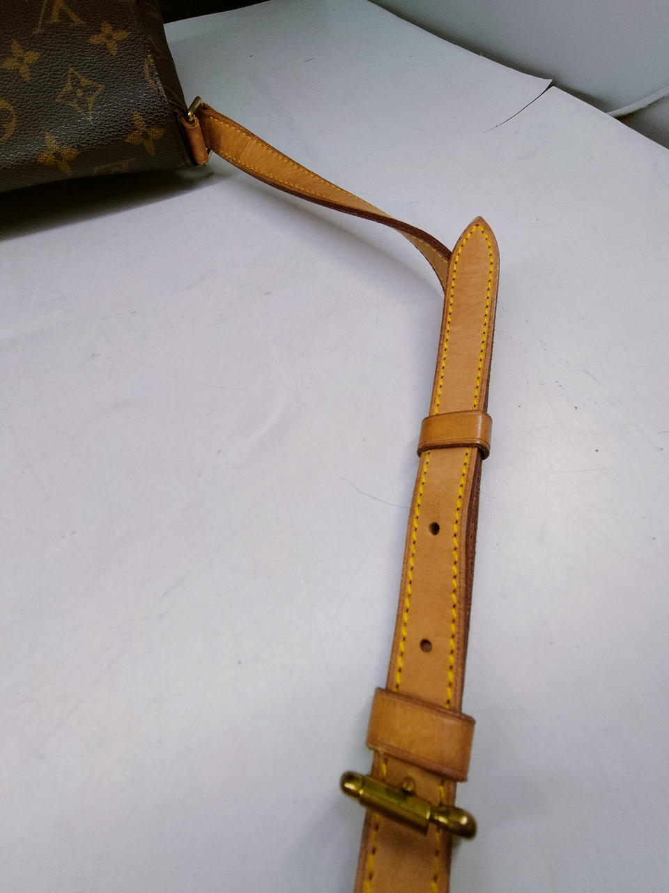 使用感シワあり