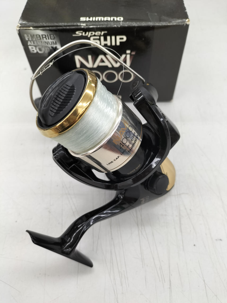 navi4000シマノスピニングリール シルバー・ゴールド navi4000シマノスピニングリール シルバー・ゴールド 2025年最新