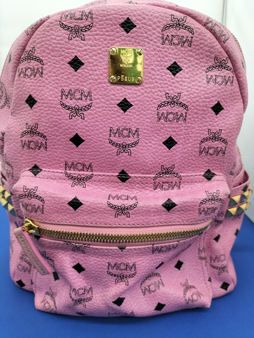 正面
薄っすら汚れあります