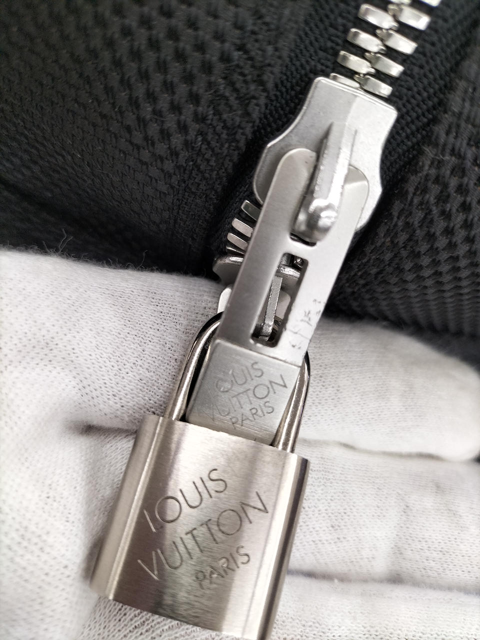 パドロックキーなし