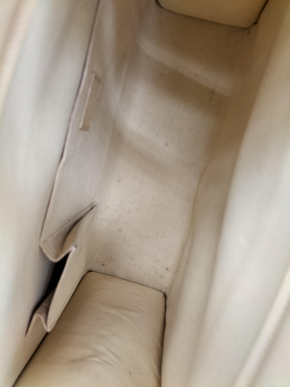 内側汚れあり