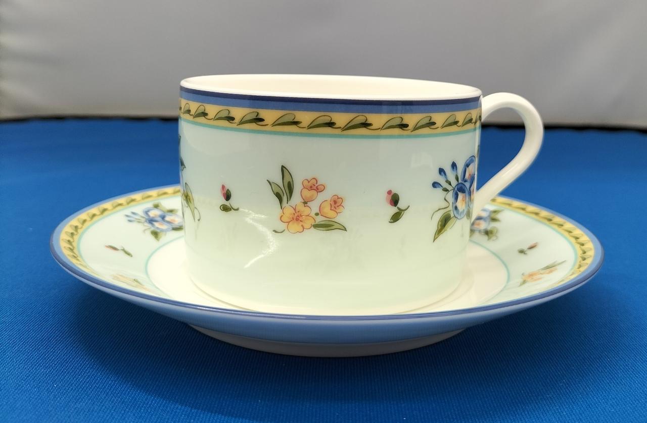 口径約8cm
高さ約5cm