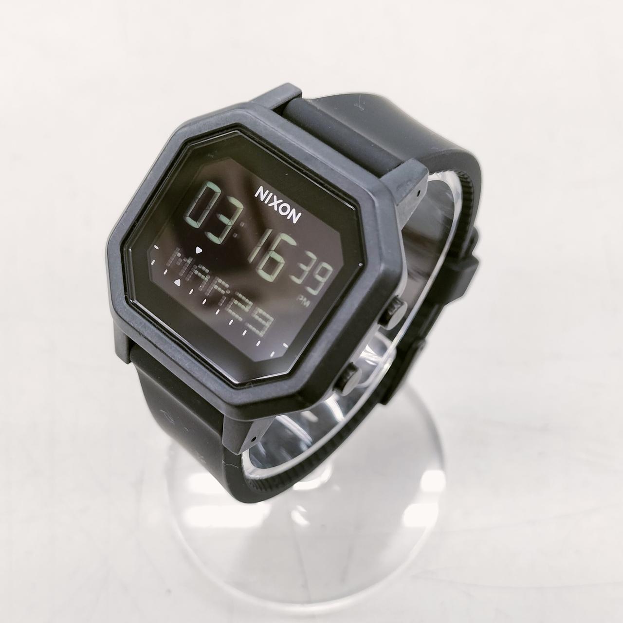 R7-2839 中古品　ニクソン　13J R7-2839 中古品 ニクソン 13J - メルカリ
