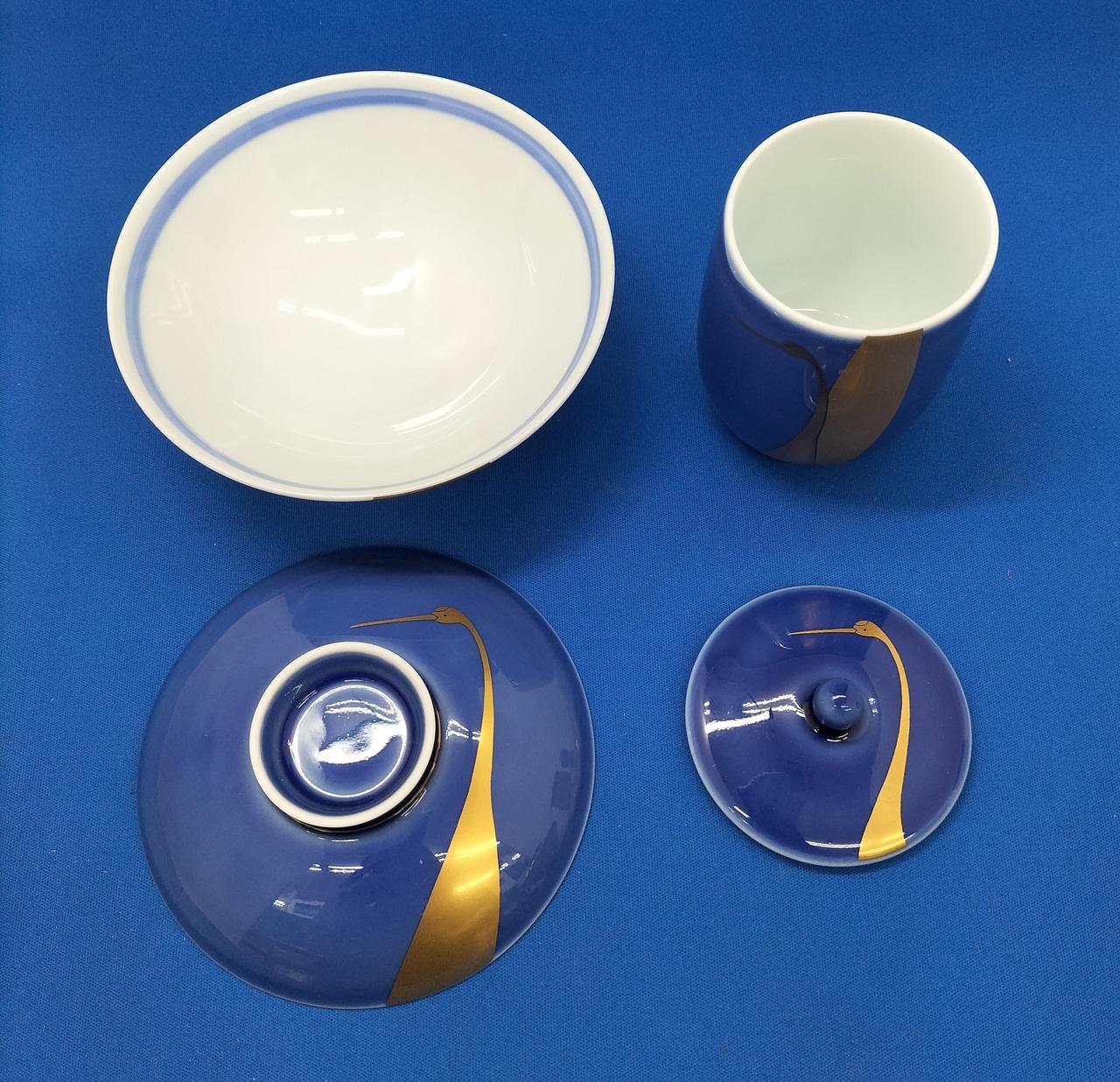 茶碗口径12cm
高さ約5cmフタなし