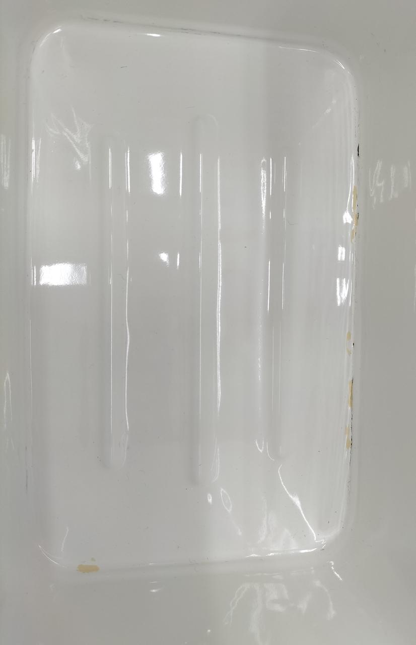 缶の中に塗装剥がれあり