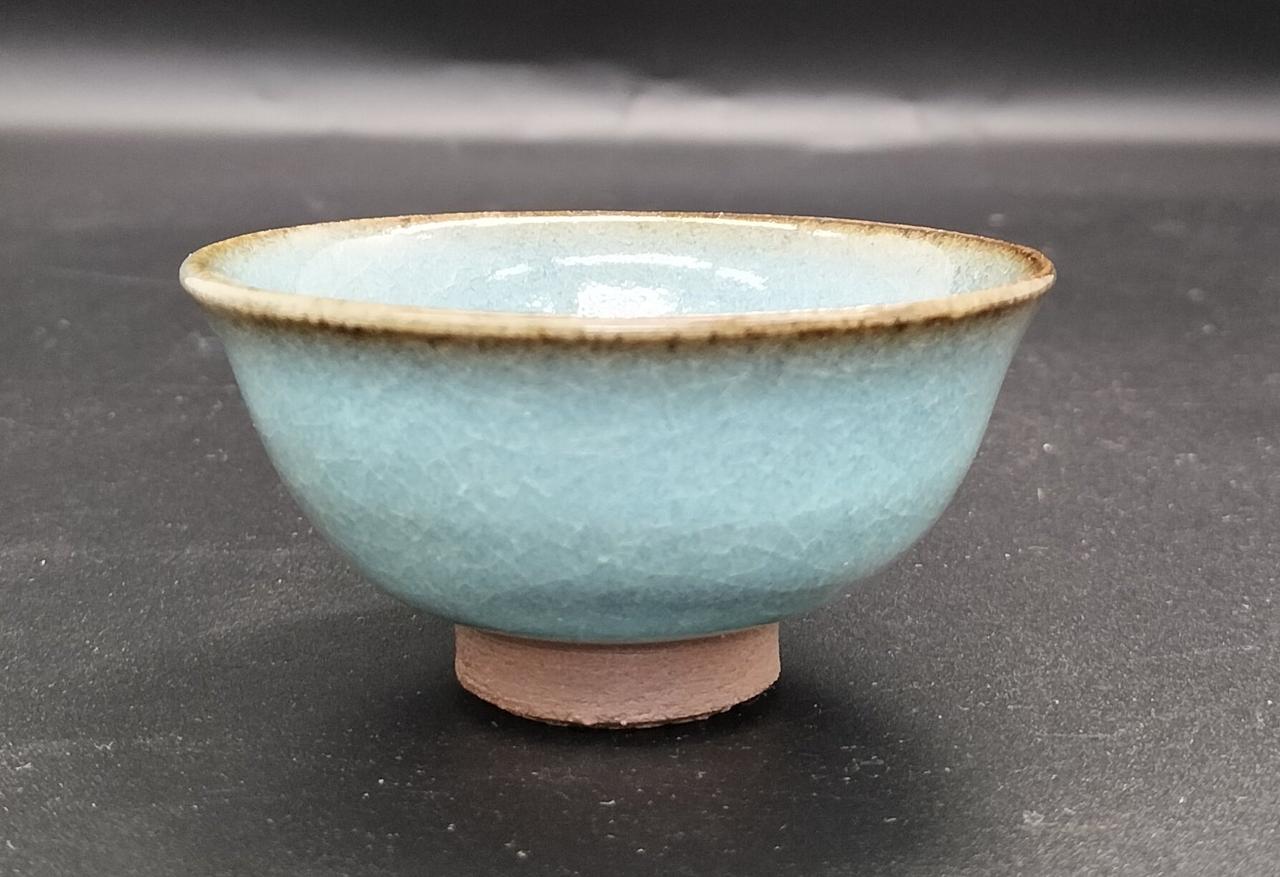 口径7.5cm
高さ約3.5cm