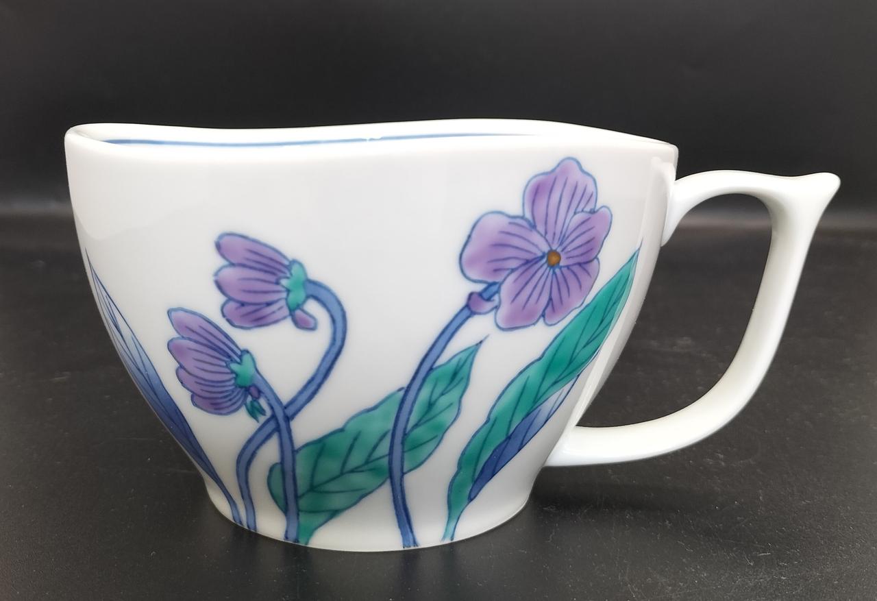 口径約11.5cm
高さ約7cm